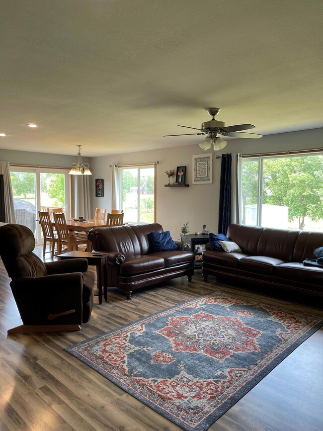 981 Abbygail Dr, Alexandria, MN 56308 - photo 5