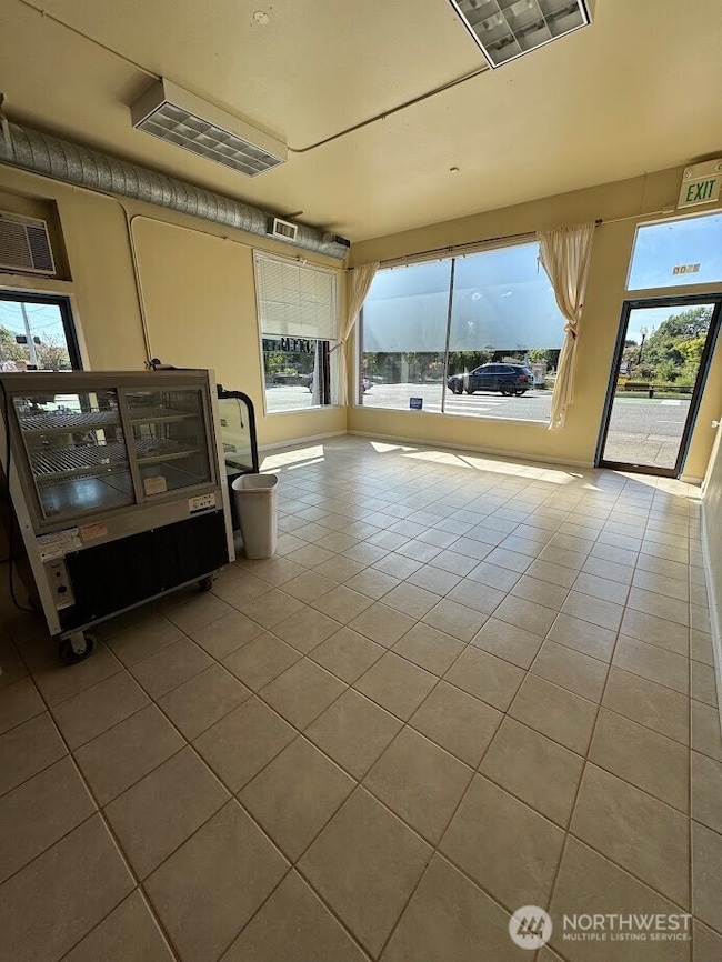 2500 Cornwall Ave, Bellingham, WA 98225 - photo 2