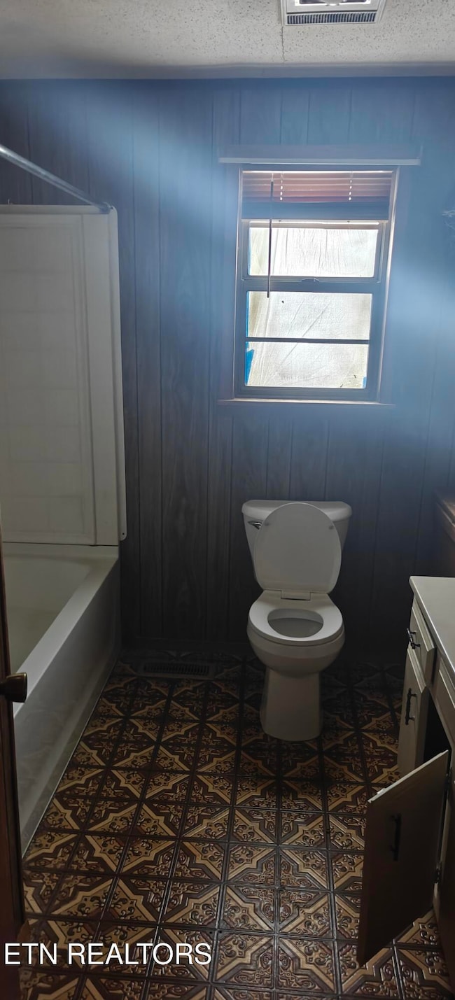 352 Thorngrove Pike, Kodak, TN 37764 - photo 5