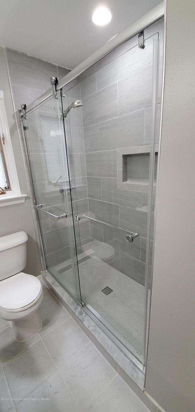 185 Manor E, Red Bank, NJ 07701 - photo 7