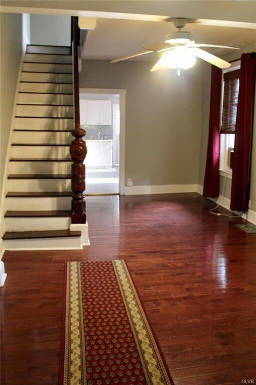 233 W Fairview St, Bethlehem, PA 18018 - photo 2