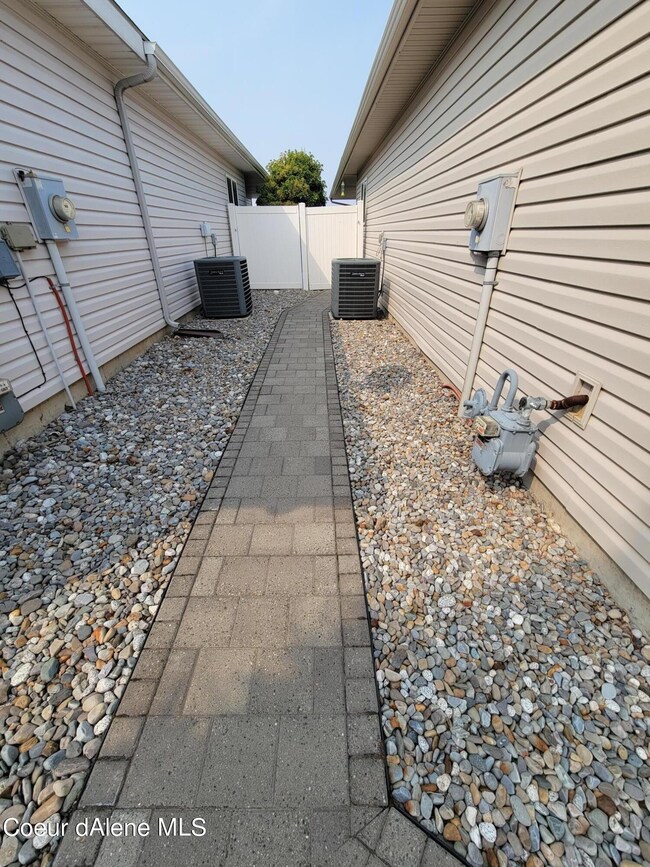 13445 N Grand Canyon St, Rathdrum, ID 83858 - photo 3