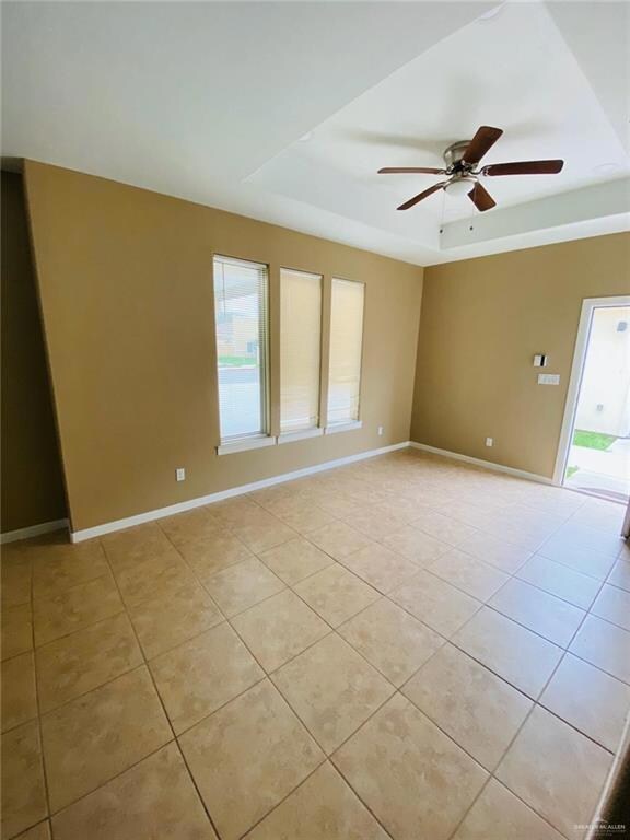 2115 Garden Ridge Dr unit 3, Edinburg, TX 78541 - photo 5