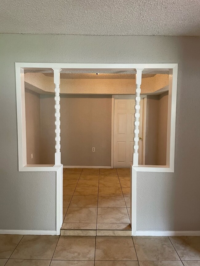 8917 Bertwood St, Houston, TX 77016 - photo 6