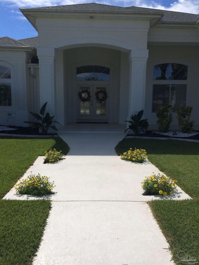 2128 Juno Cir, Pensacola, FL 32526 - photo 2