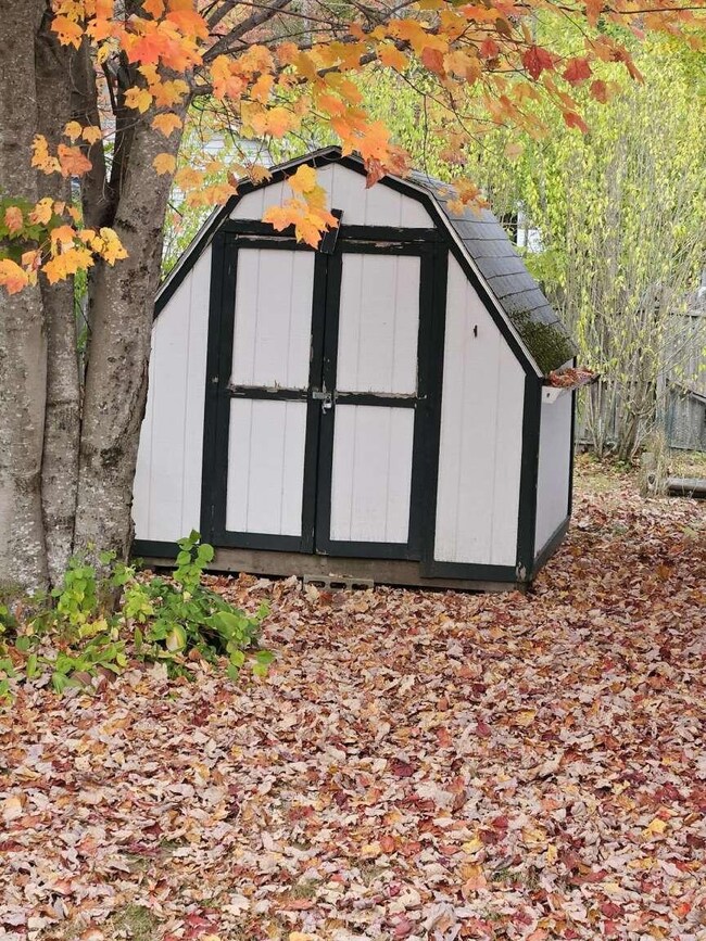 69 Long St, Brunswick, ME 04011 - photo 5