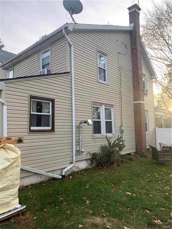 106 N Canal St, Walnutport, PA 18088 - photo 3