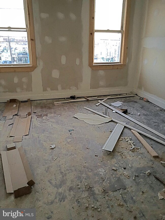 4300 E Lombard St, Baltimore, MD 21224 - photo 6