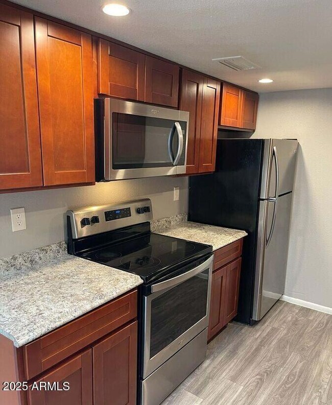 6531 N 67th Ave unit 109, Glendale, AZ 85301 - photo 6