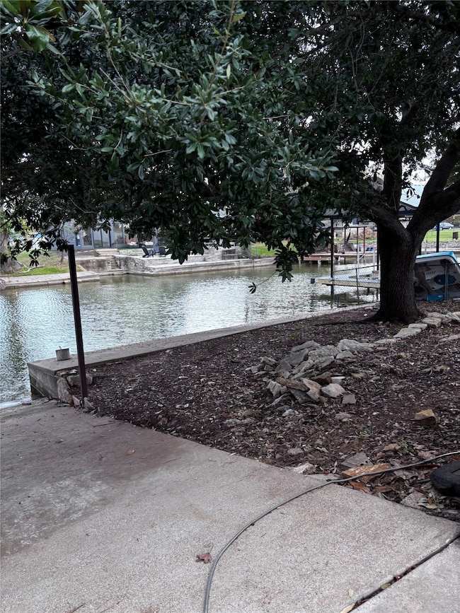 3407 Samoan Ct, Granbury, TX 76048 - photo 6