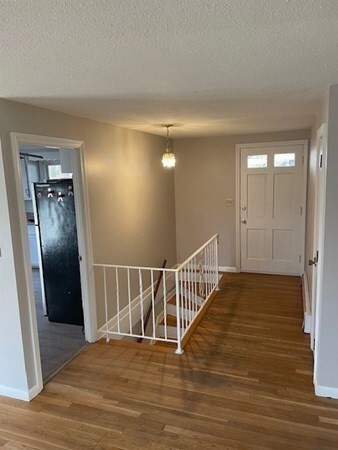 42 Iowa St, Worcester, MA 01602 - photo 3