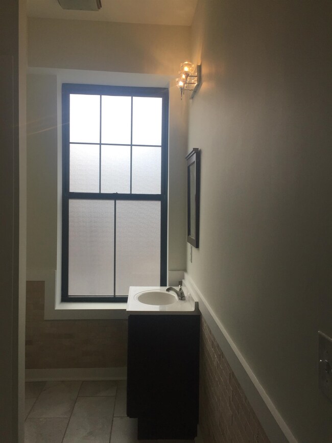 366 Central St unit 1, Franklin, NH 03235 - photo 6