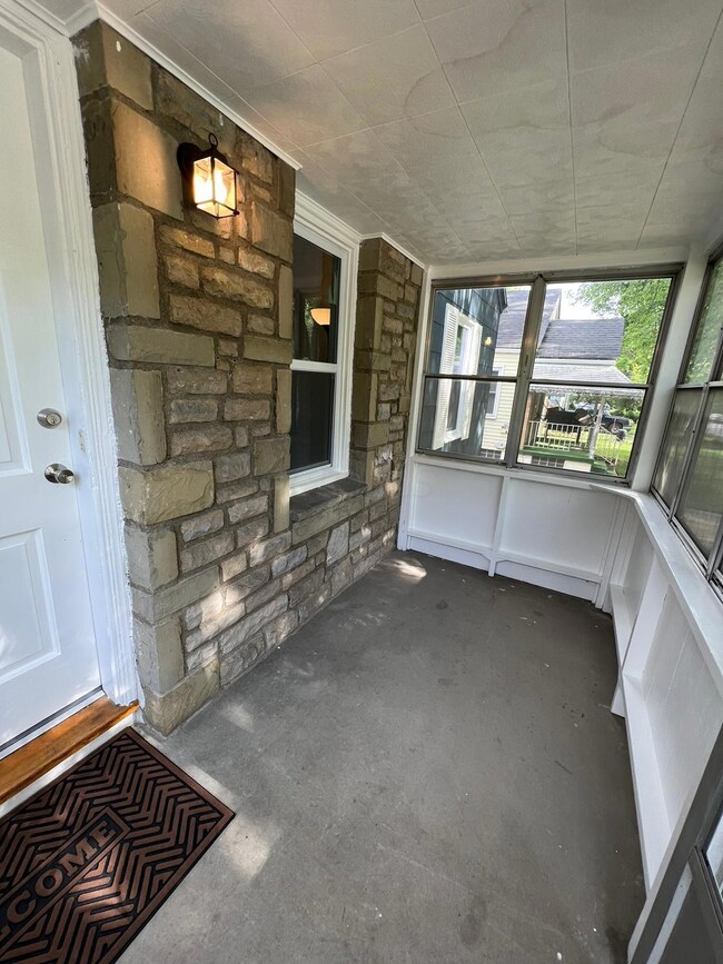 428 S Weyant Ave, Columbus, OH 43213 - photo 3