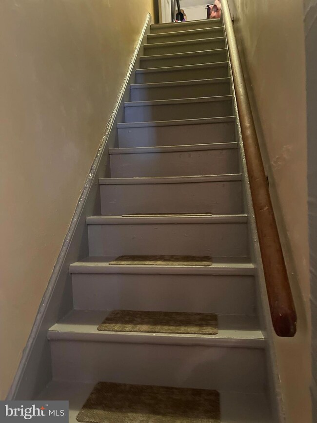 716 Moss St, Reading, PA 19604 - photo 7