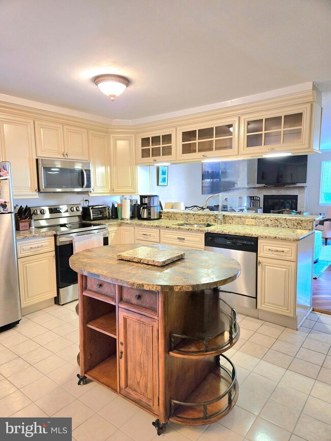 344 Brigade Ct unit 344, Chesterbrook, PA 19087 - photo 5