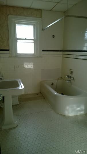 1150 W Linden St unit 2, Allentown, PA 18102 - photo 6