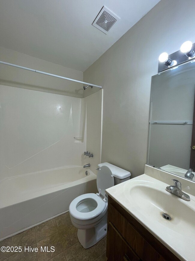 211 Appaloosa Dr, Jacksonville, NC 28540 - photo 7