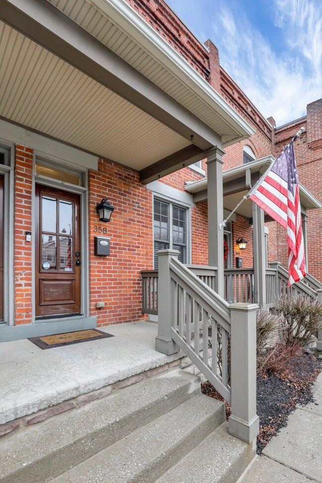 358 Forest St, Columbus, OH 43206 - photo 2