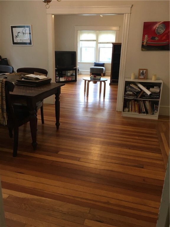 28 Blodgett Ave, Pawtucket, RI 02860 - photo 5