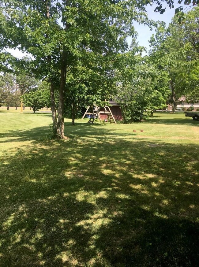 19520 W State Route 51, Elmore, OH 43416 - photo 6