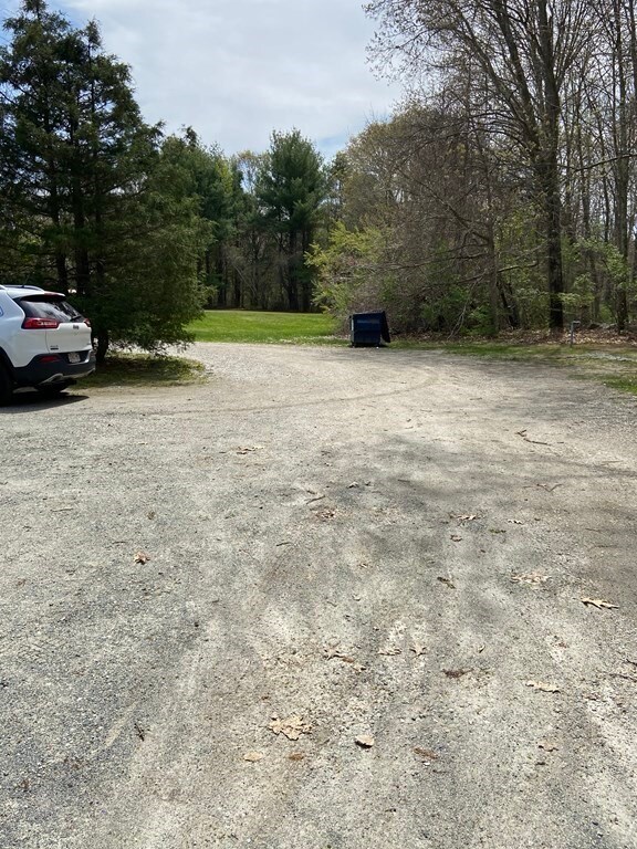 163 Providence St unit A, Millville, MA 01529 - photo 3