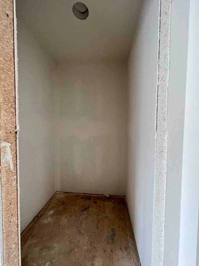 1251 S Antietam Rd, Republic, MO 65738 - photo 5