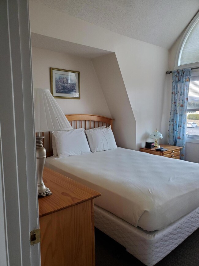 1373 Post Rd unit 8G, Wells, ME 04090 - photo 5