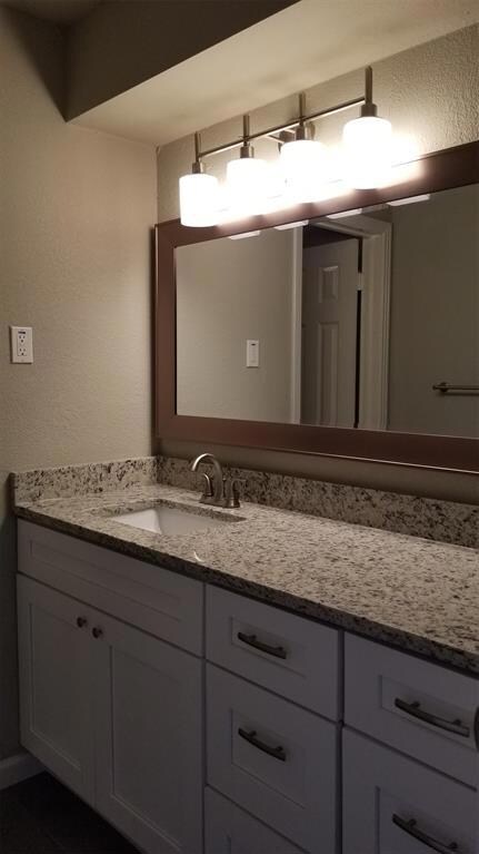 6321 Christy Ct, North Richland Hills, TX 76182 - photo 3