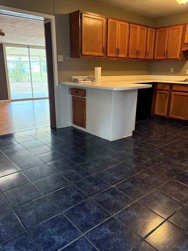 815 Telly Rd, Picayune, MS 39466 - photo 2