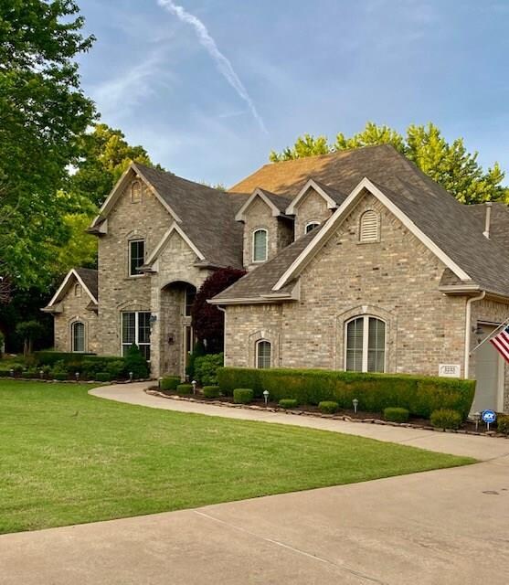 3233 Tanglewood Dr, Springdale, AR 72764 - photo 2