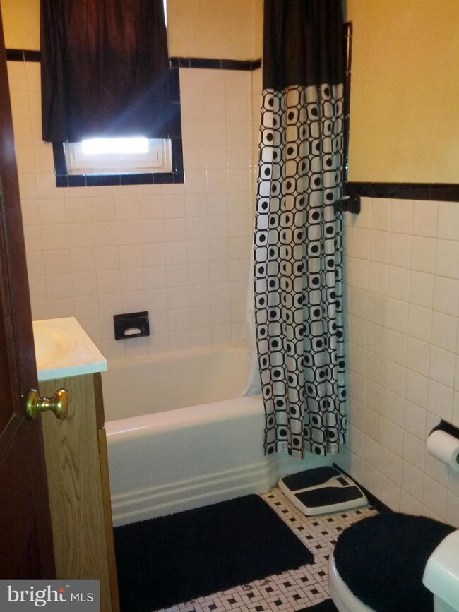 3222 Kentucky Ave, Baltimore, MD 21213 - photo 7