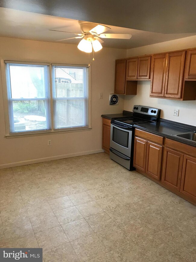 1833 Arwell Ct, Severn, MD 21144 - photo 6