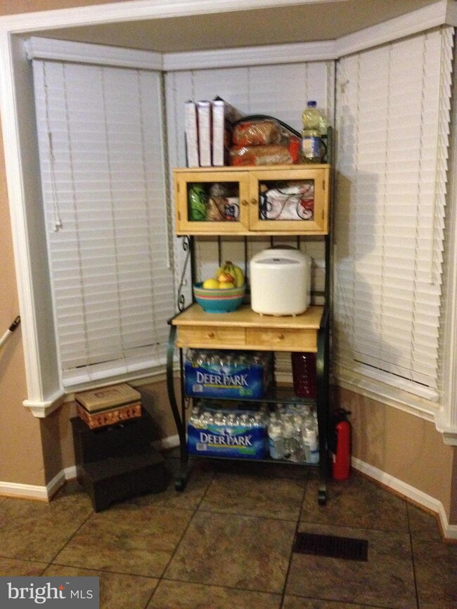 14023 Oakpointe Dr, Laurel, MD 20707 - photo 6