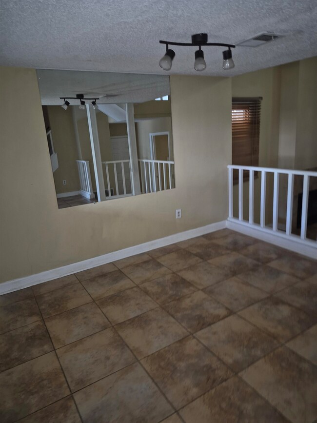 5577 Gates Cove unit 47, Memphis, TN 38115 - photo 5