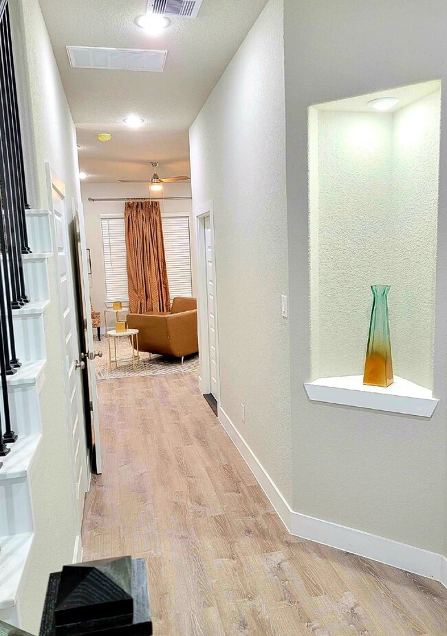 4826 Firnat St, Houston, TX 77016 - photo 4