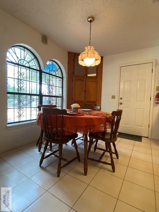 316 W Merida St, Weslaco, TX 78599 - photo 6