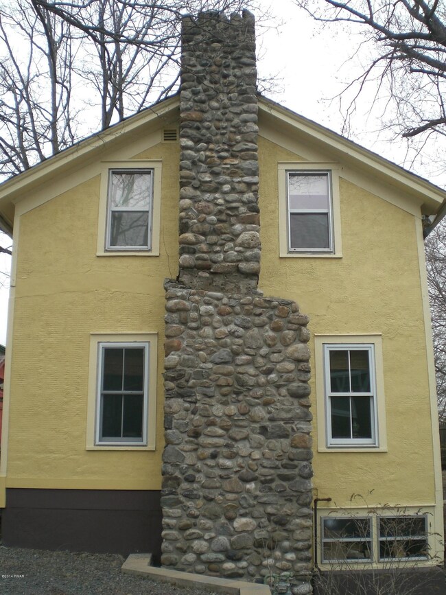 105 Blackberry Alley, Milford, PA 18337 - photo 7