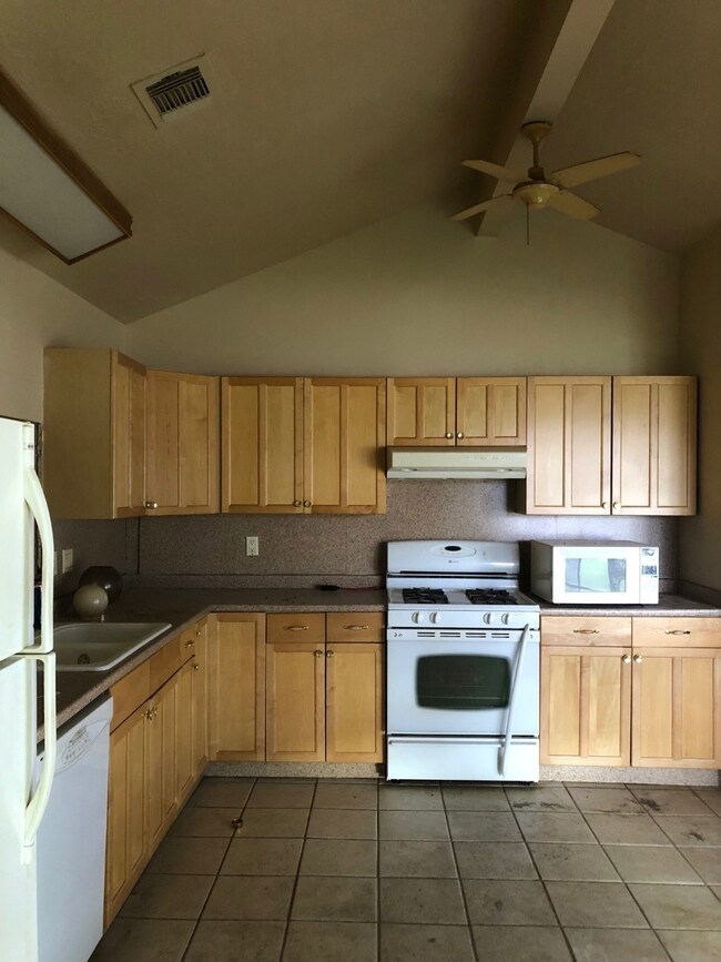 17010 Sky Blue Place, Houston, TX 77095 - photo 3