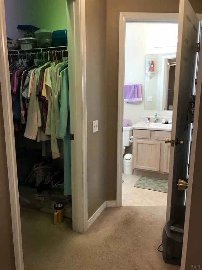 2566 Trailwood Dr, Cantonment, FL 32533 - photo 4