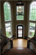 Beautiful and breathtaking entry foyer for you and your friends to enjoy. 