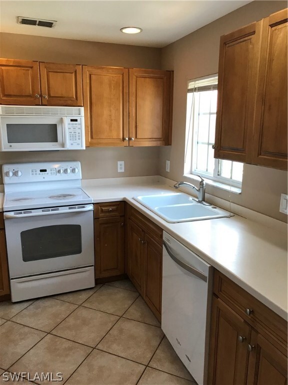 9410 Ivy Brook Run unit 204, Fort Myers, FL 33913 - photo 3