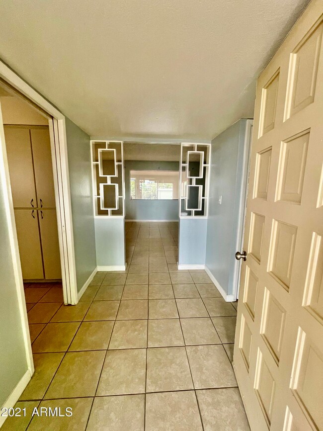 5522 E Colby St, Mesa, AZ 85205 - photo 6