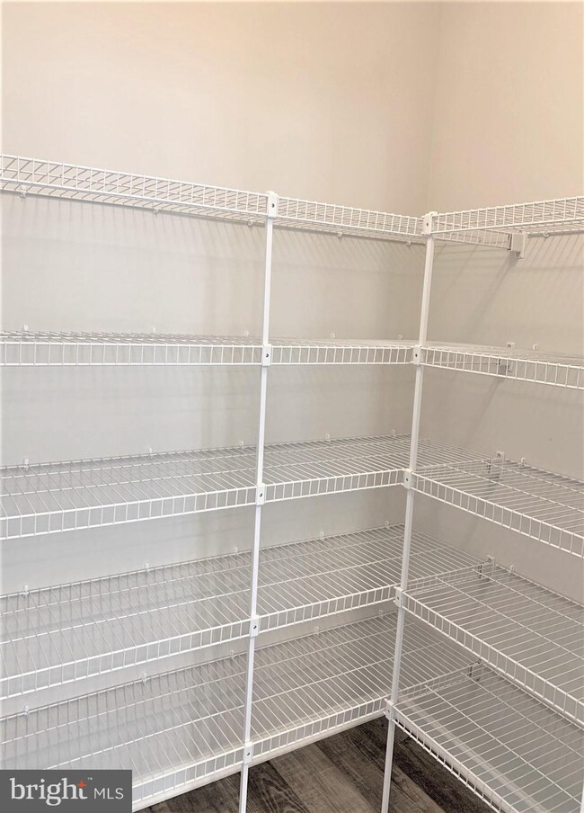 7774 Willow Oak Ct, Hanover, MD 21076 - photo 6