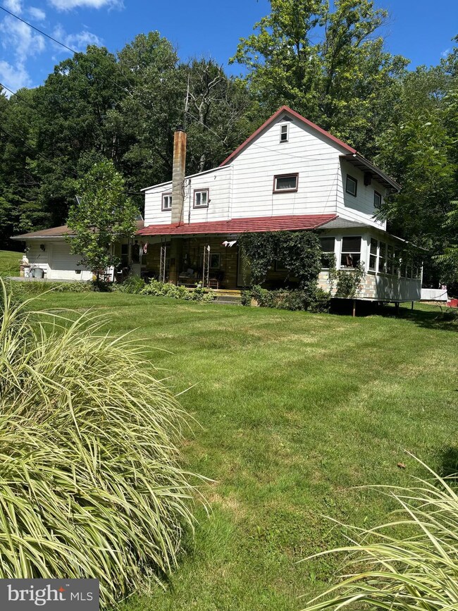120 Upland Ct, Hamburg, PA 19526 - photo 2