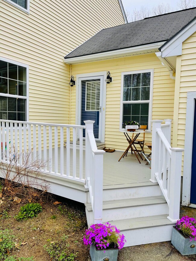 Fern Way Entry Porch