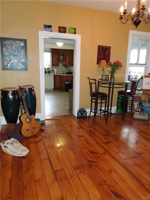 825 Knox Ave, Easton, PA 18042 - photo 6