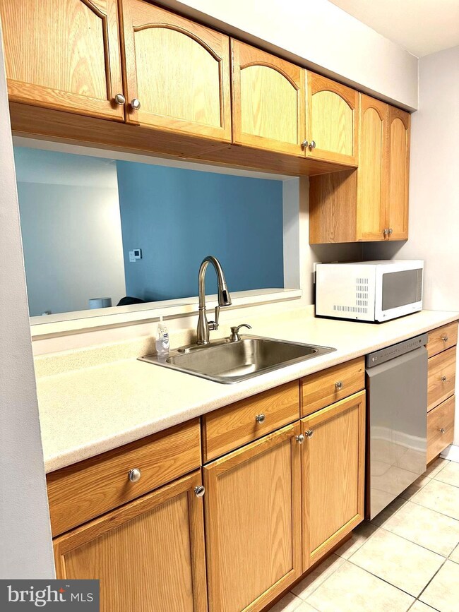 222 Loring Ct, Sewell, NJ 08080 - photo 6