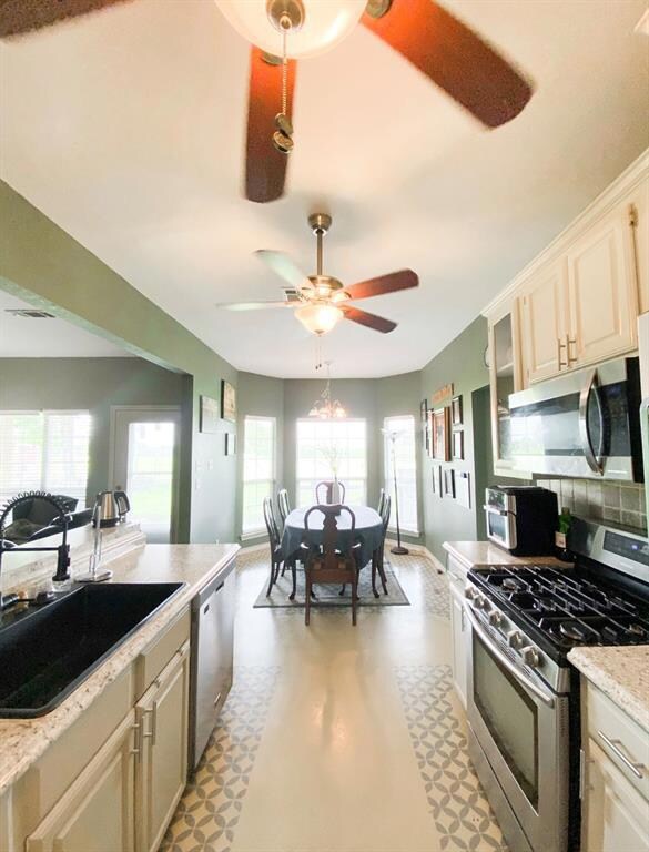 84 Mayes Dr, Sherman, TX 75090 - photo 7