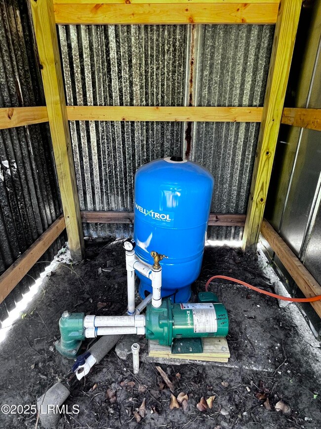 193 Paige Point Rd, Seabrook, SC 29940 - photo 5