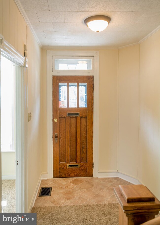 211 Park St, Waynesboro, PA 17268 - photo 4